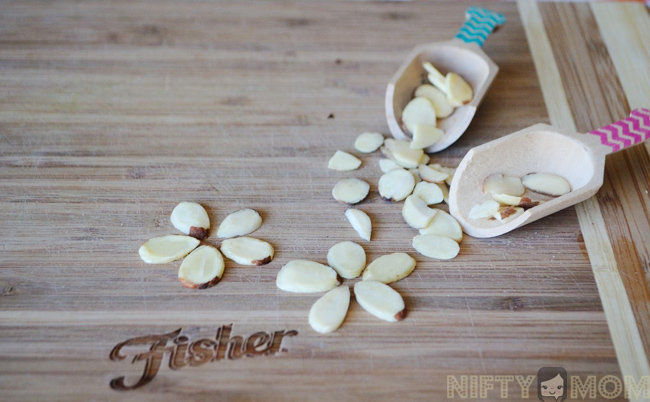 Use Sliced Almonds as Flower Petals 