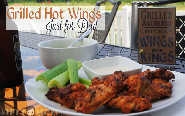 Grilled Tyson Hot Wings Just for Dad #MealsTogether #cbias