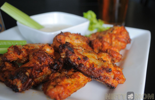 Grilled Tyson Hot Wings - Perfect for Father's Day #MealsTogether #cbias
