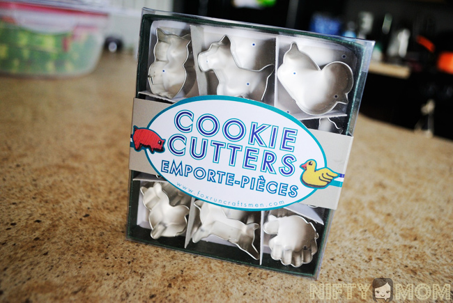 Mini Animal Cookie Cutters on Amazon