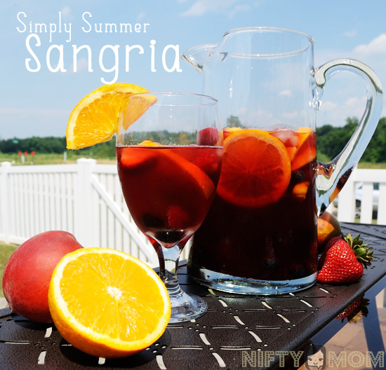 How to Make Sangria with Raspberry and Peach Herbal Tea #BigelowTea