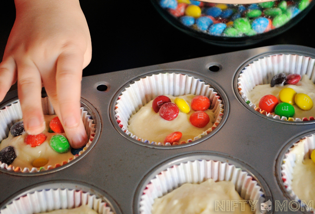 Making M&M Cupcakes 