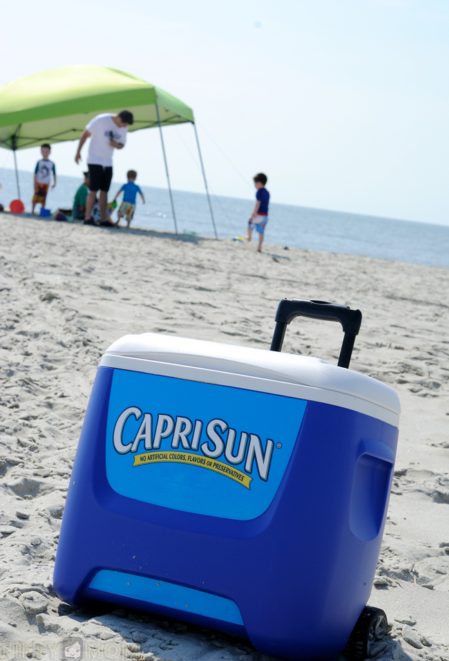 Capri Sun Cooler at the Beach #CapriSunMomFactor