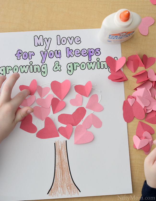 Preschool Heart Tree Craft with printable activity sheet (Great for Valentine's Day!)