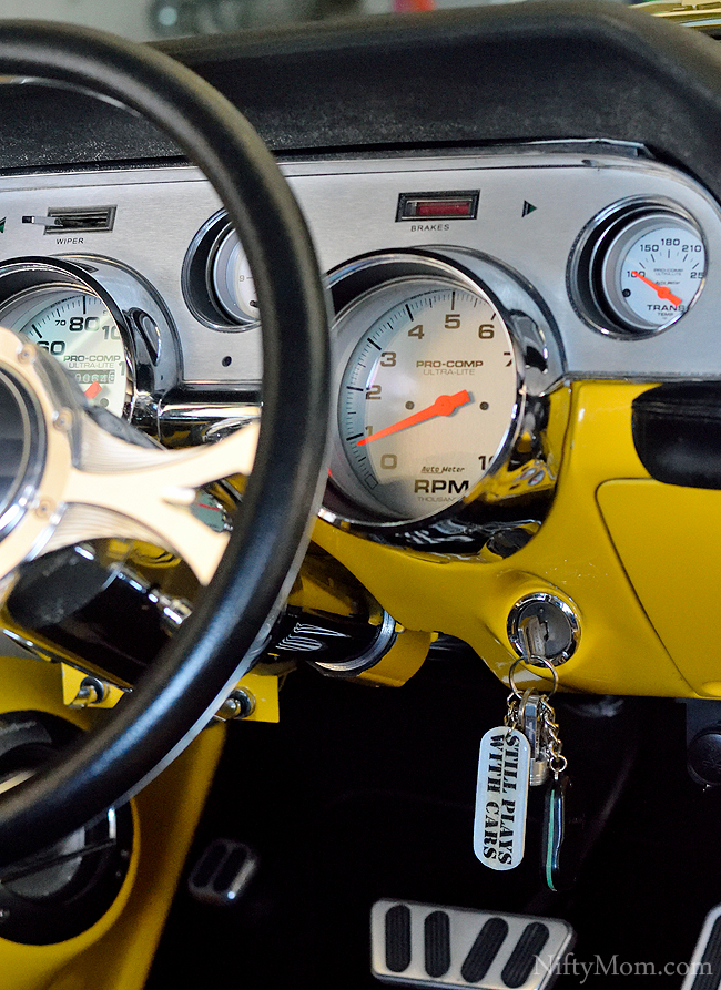 67 Ford Mustang Gauge Panel + DIY 'Still Plays with Cars' Keychain Tutorial