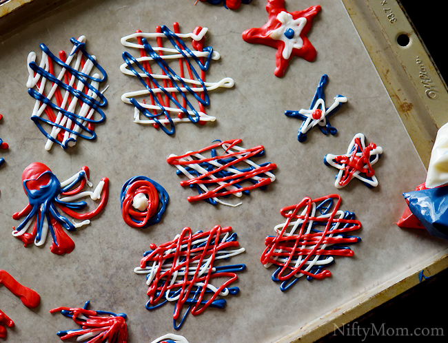 Using candy melts to make Fourth of July Cupcake Toppers