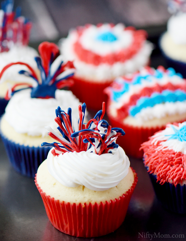 Red, White & Blue cupcake ideas including fireworks using candy melts