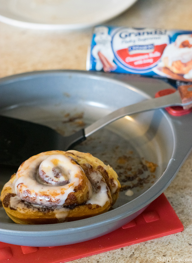 Pillsbury Grands! Cinnamon Rolls - Cinnabon Cinnamon with Icing