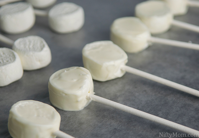 How to Make NYE Clock Marshmallow Pops