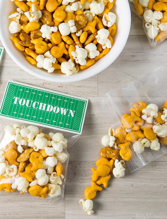 Football Party Snack Bags with Free 'TOUCHDOWN' Printable