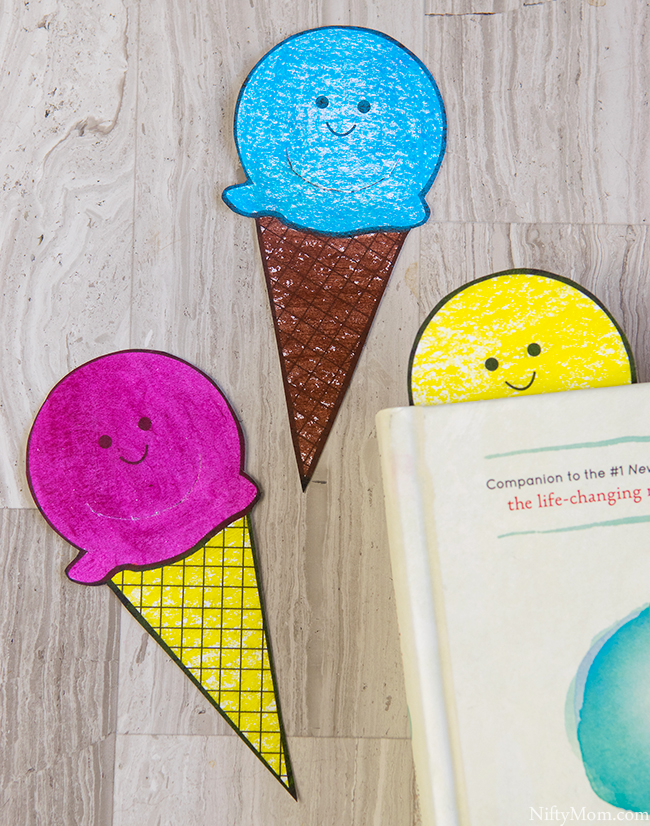 DIY Scented Ice Cream Cone Bookmarks with Free Printable