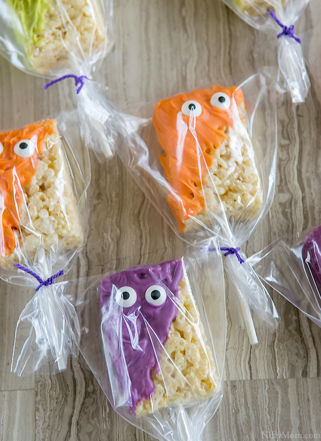 How to Make Monster Halloween Treats made with Rice Krispies Treats