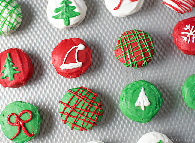 Christmas Candy-Coated Peanut Butter Sandwich Cookies