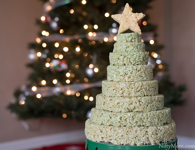 layered-rice-krispies-treat-christmas-tree