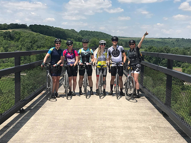team-bike-beyond-bridge