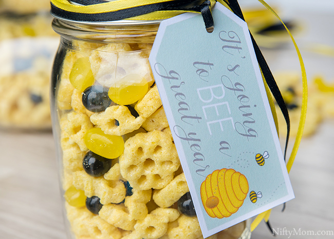 First Day of School Honeycomb Snack Mix & Gift Tag Printables