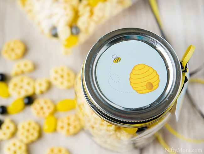 First Day of School Honeycomb Snack Mix & Gift Tag Printables