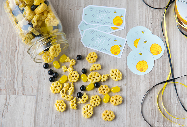 First Day of School Honeycomb Snack Mix & Gift Tag Printables