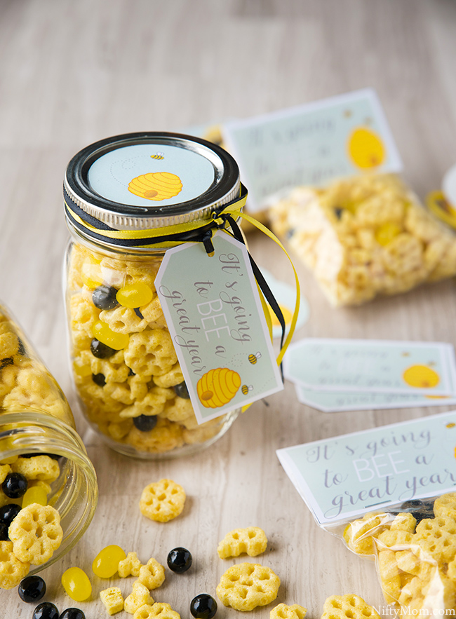 First Day of School Honeycomb Snack Mix & Gift Tag Printables