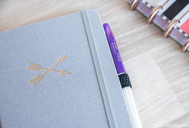 Details about   Do Everything With Love Pen Holder Clip for Planner Journal Book 