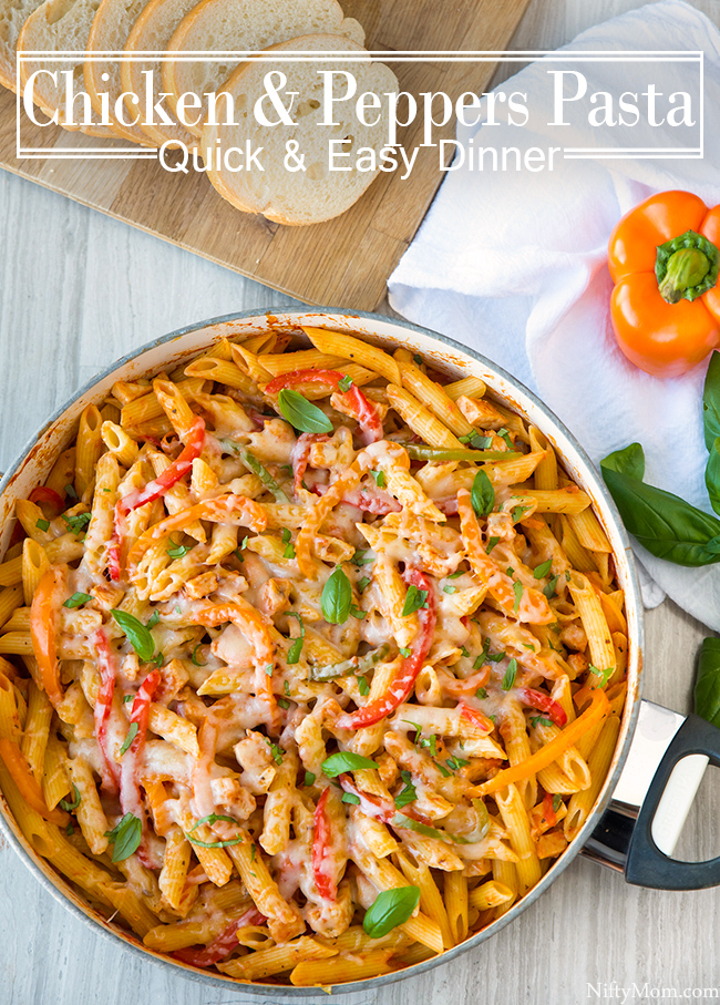 Chicken & Peppers Pasta {Quick & Easy Weeknight Dinner Idea}