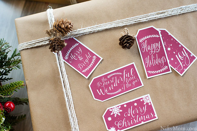 printable-red-white-holiday-tags