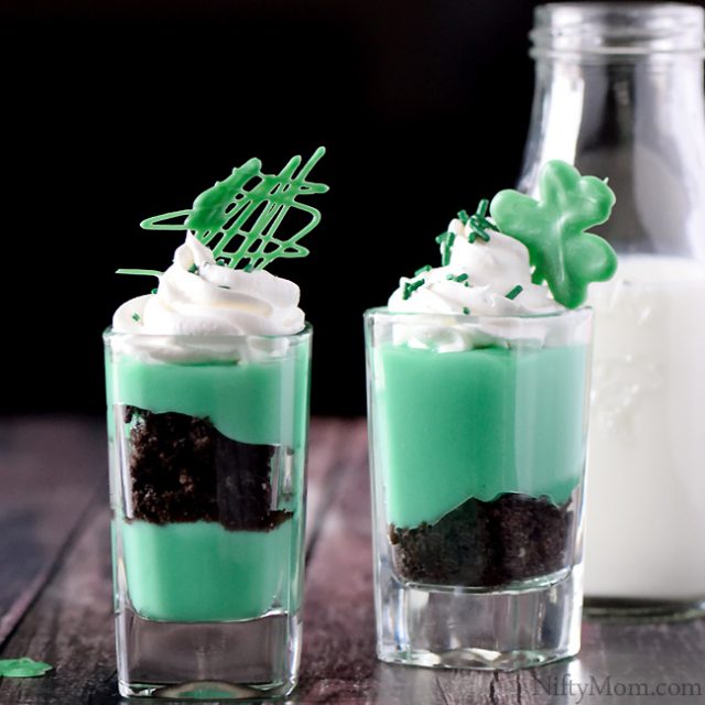 No-Bake Mint-Free St. Patrick’s Day Dessert – Nifty Mom