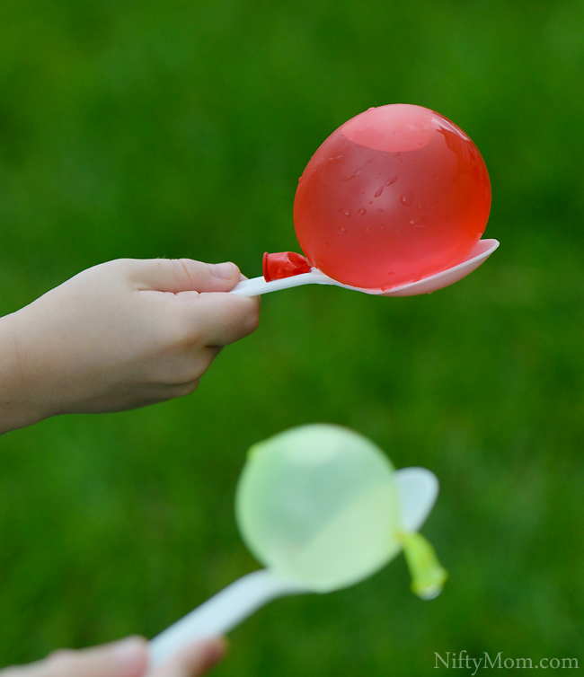 balloon balance game