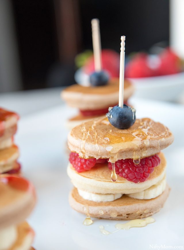 Banana & Berries Mini Pancake Stacks – Nifty Mom