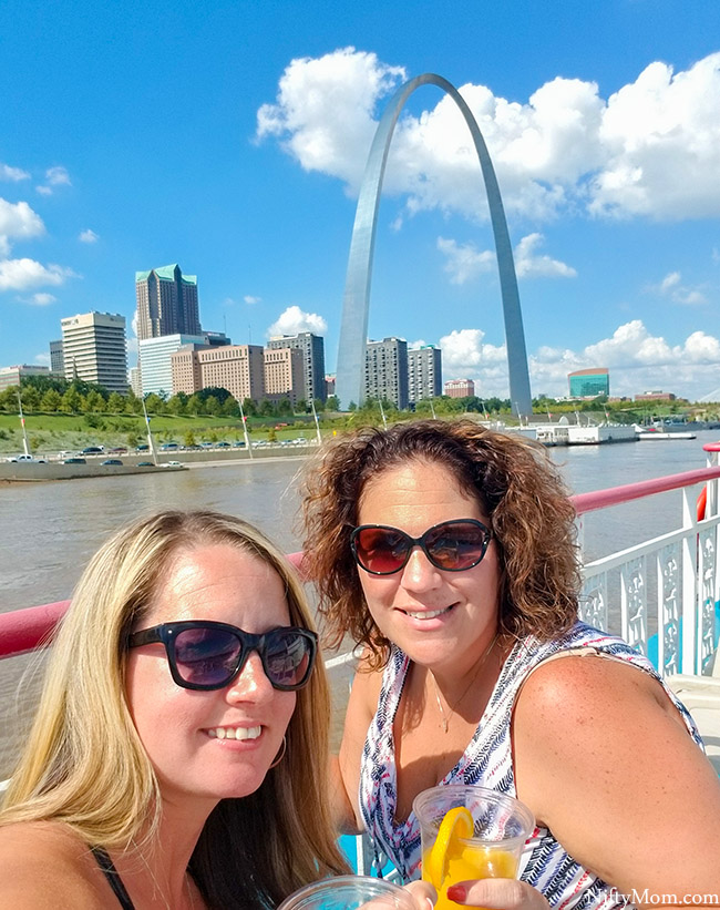 Experience St. Louis - Gateway Arch Riverboat Cruises