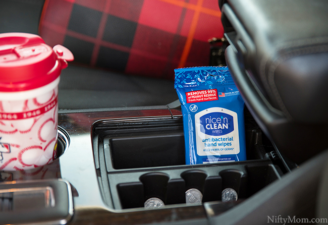 Antibacterial Hand Wipes - An Essential for Families On-the-Go