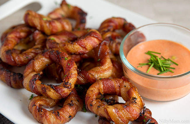 Smoked Spicy Bacon-Wrapped Onion Rings Recipe