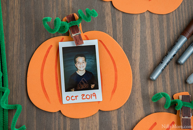 Pumpkin Frame - An Easy Fall or Halloween Kids Classroom Craft Activity