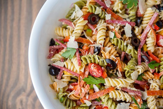 Easy Cold Pizza Pasta Salad – Nifty Mom