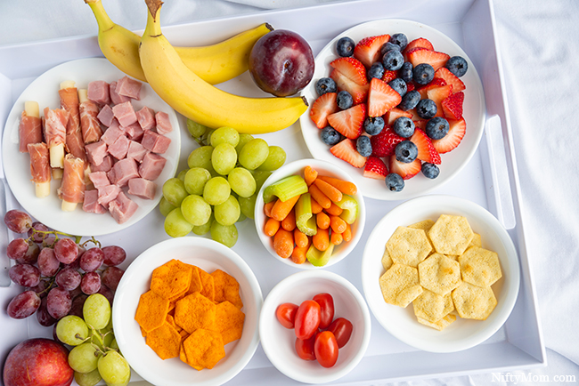 Easy Snack Tray for the Family: Snacking with RITZ